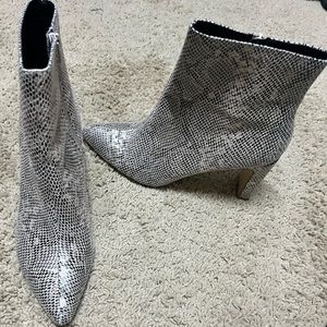 Chinese Laundry snakeskin heeled boots size 9